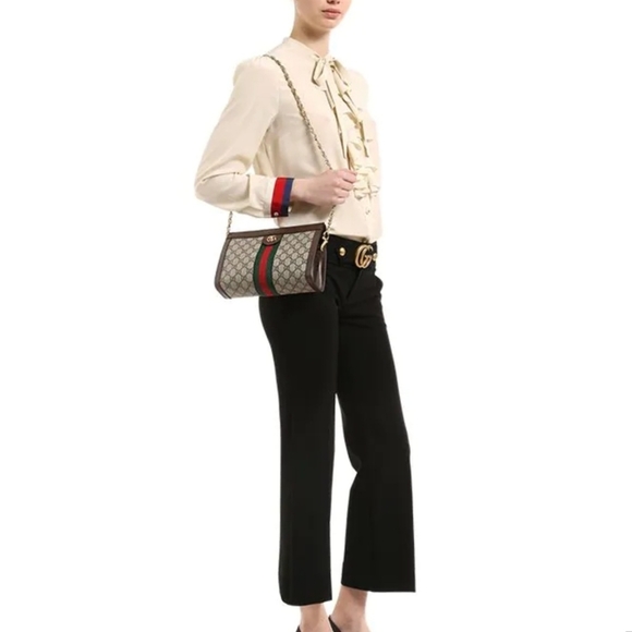Gucci Handbags - Gucci Clutch